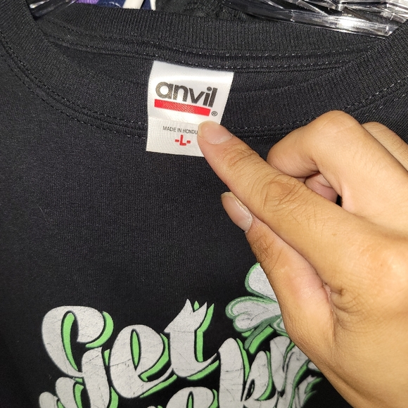 "Get Lucky at the Pub" black T shirt - Picture 3 of 3